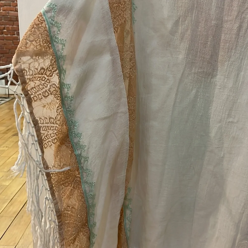 Fleur de Pirate Embroidered Caftan OS - Picture 9 of 14